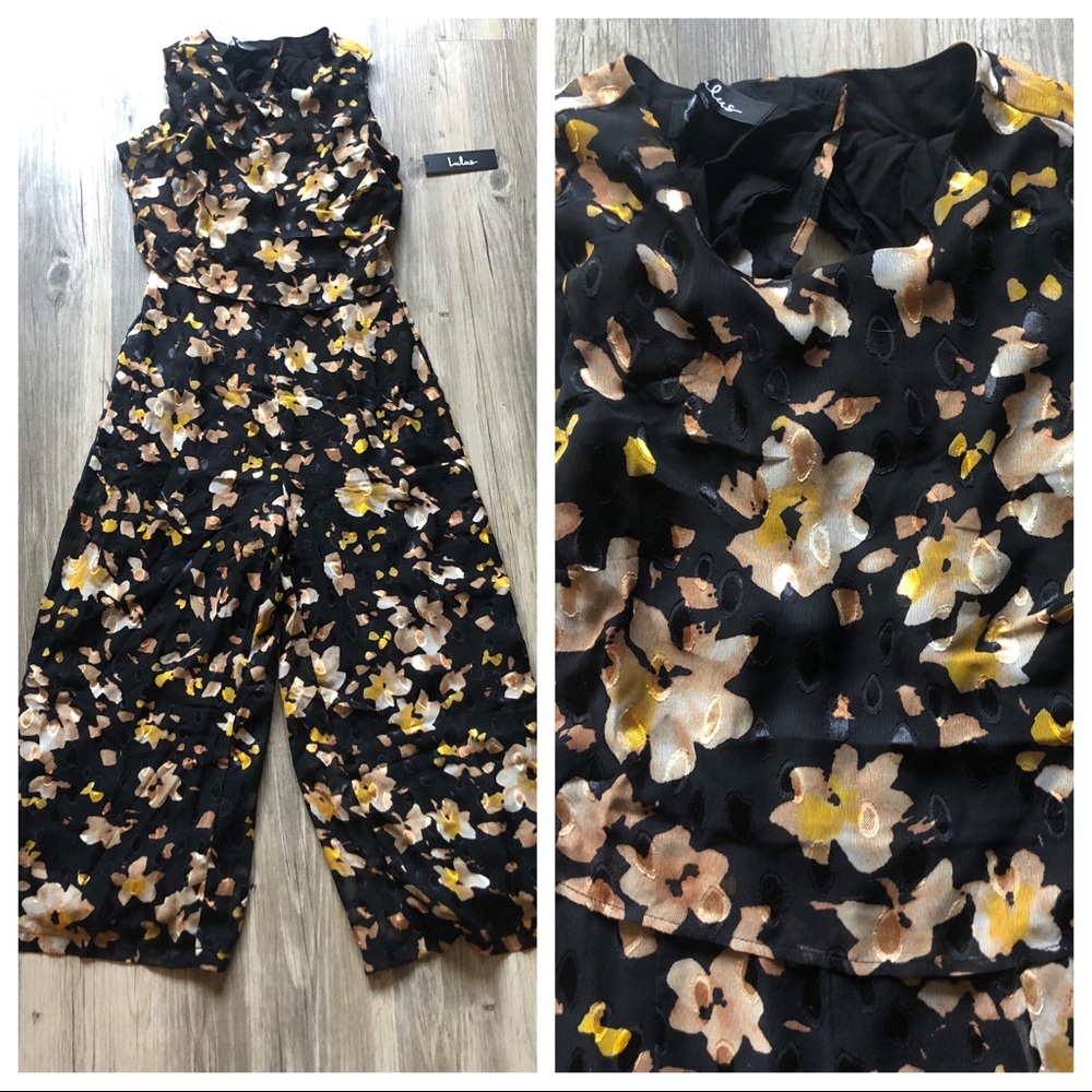 Lulu’s black floral wide-legged Junpsuit